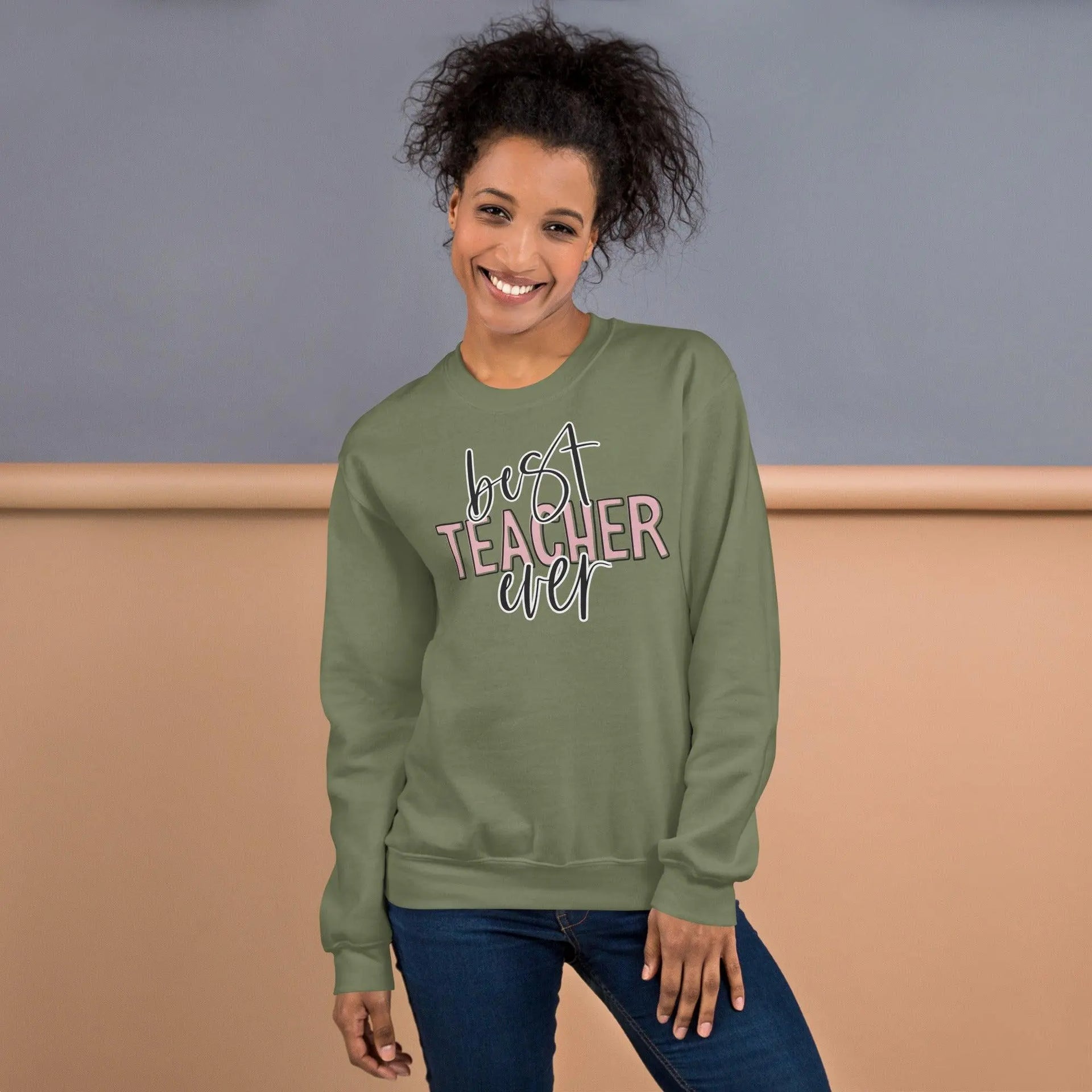 Best Teacher Ever Sweatshirt - Briadanna