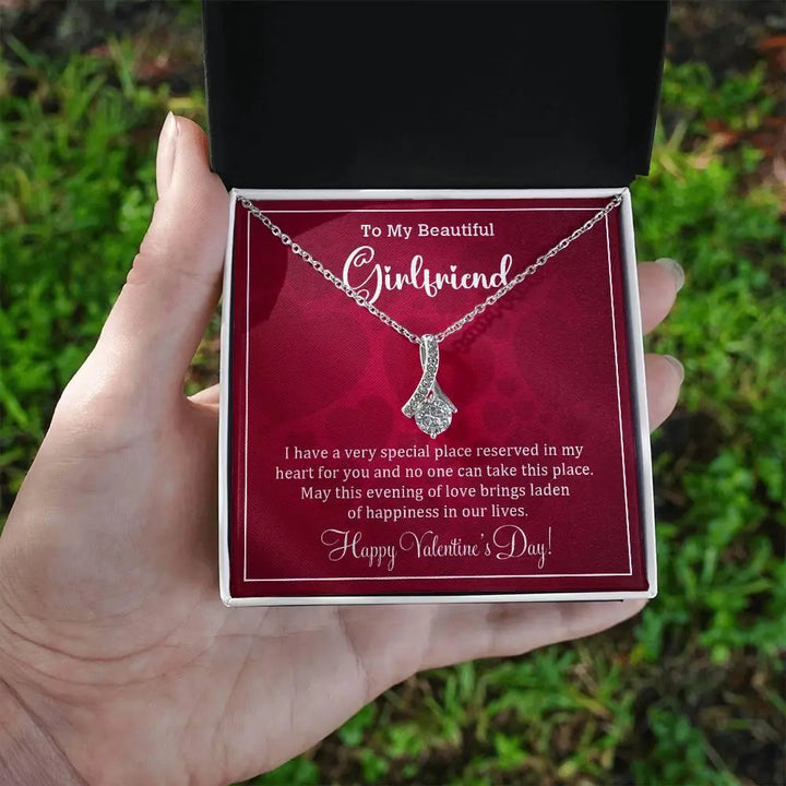 Girlfriend's Alluring Beauty Necklace - Briadanna