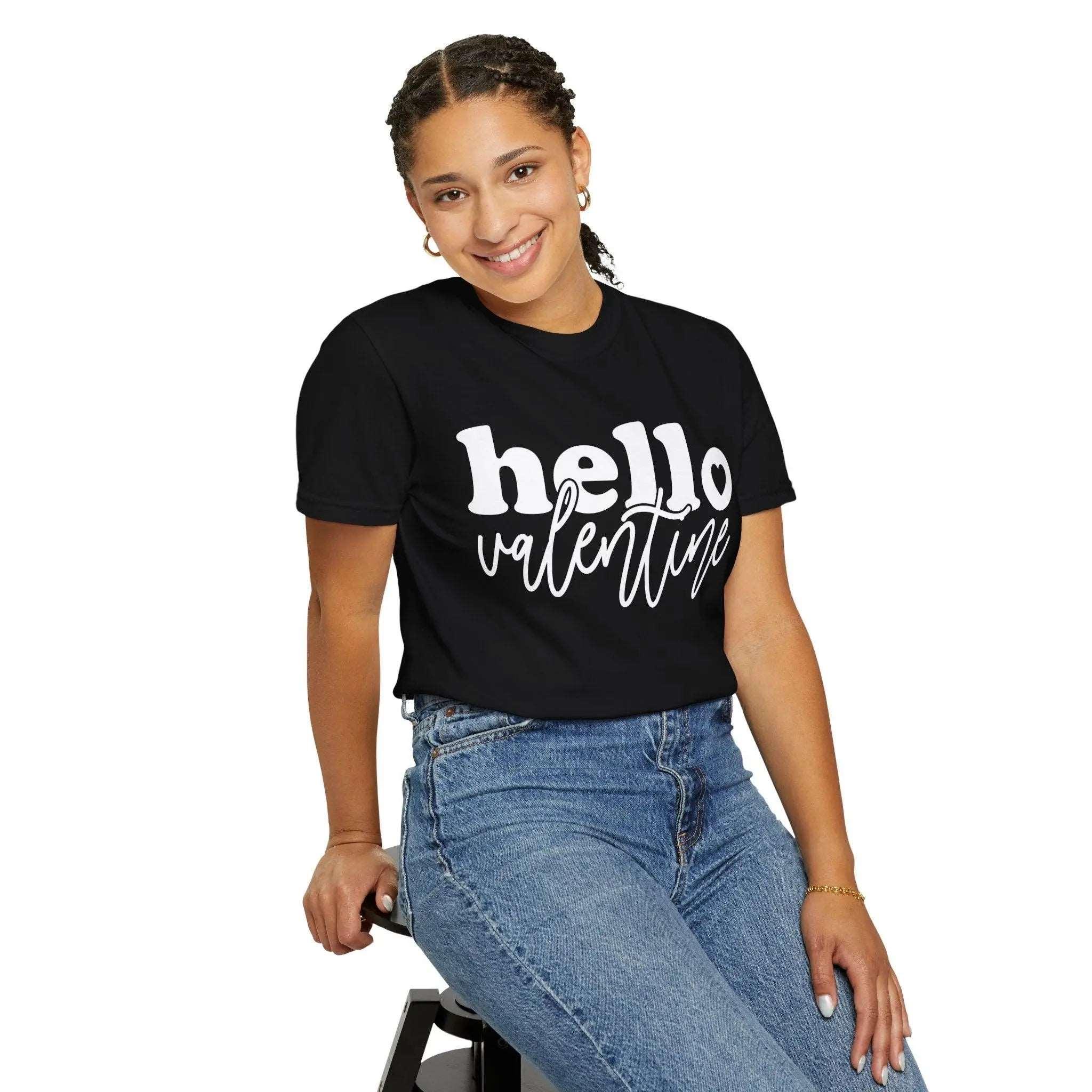 "Hello Valentine" T-shirt - Briadanna